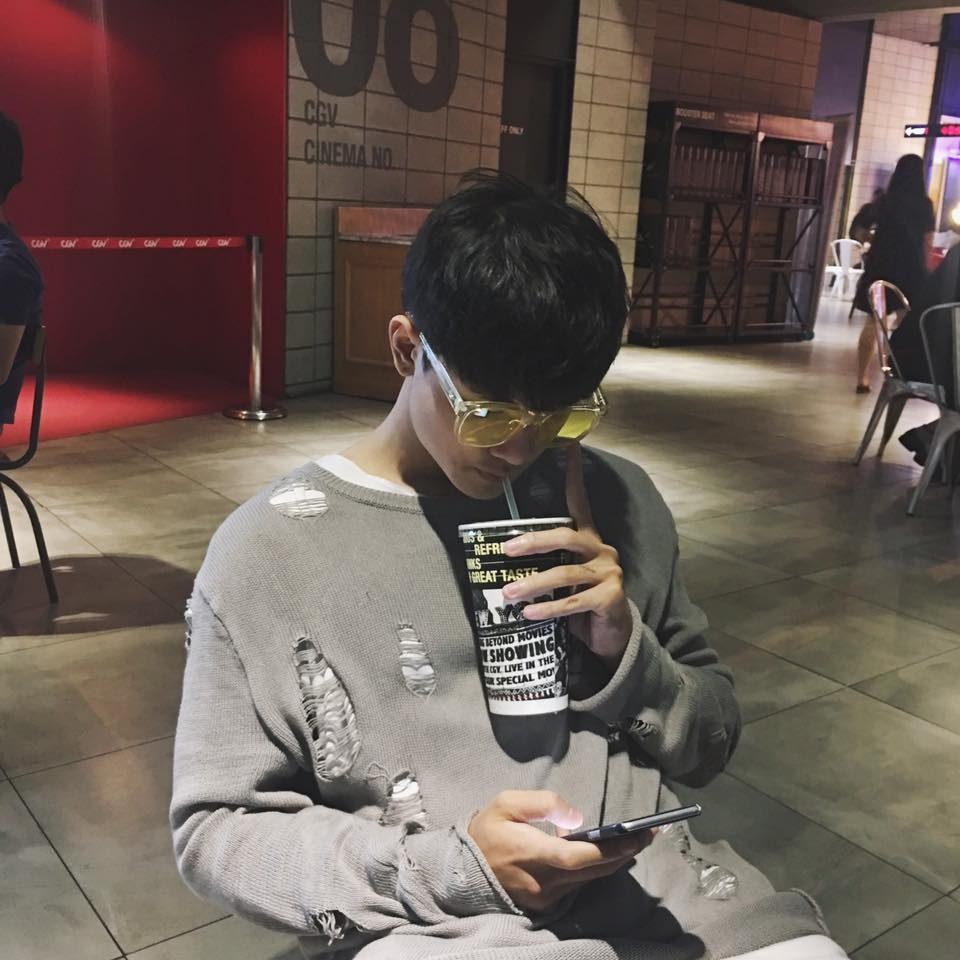 kha nang an ca the gioi choi game xuyen dem cua chang trai 9x da zi nang