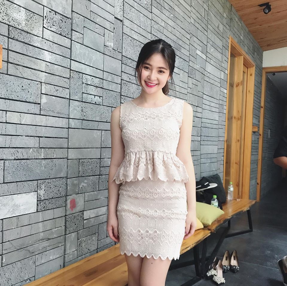 9x xinh dep lam mau anh tu 13 tuoi khon kho vi bi nhieu nguoi ga tinh tren mang