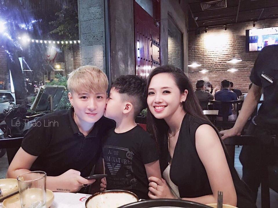 hot boy chuyen gioi lin jay tung khoc vi bat luc khong day duoc con