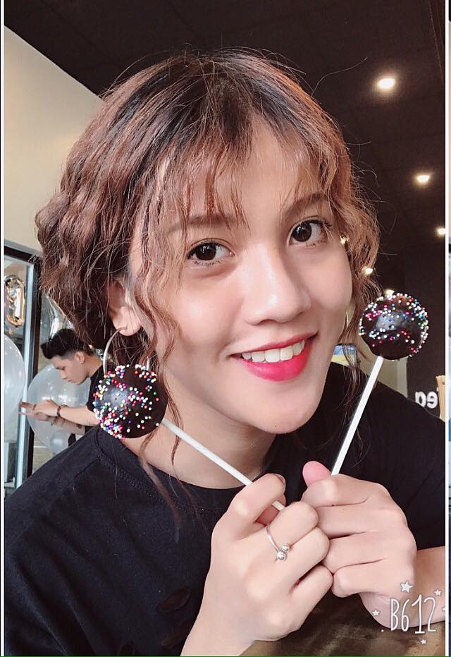 hotgirl chuyen gioi tung tram cam vi bi bo me tu mat coi la benh hoan