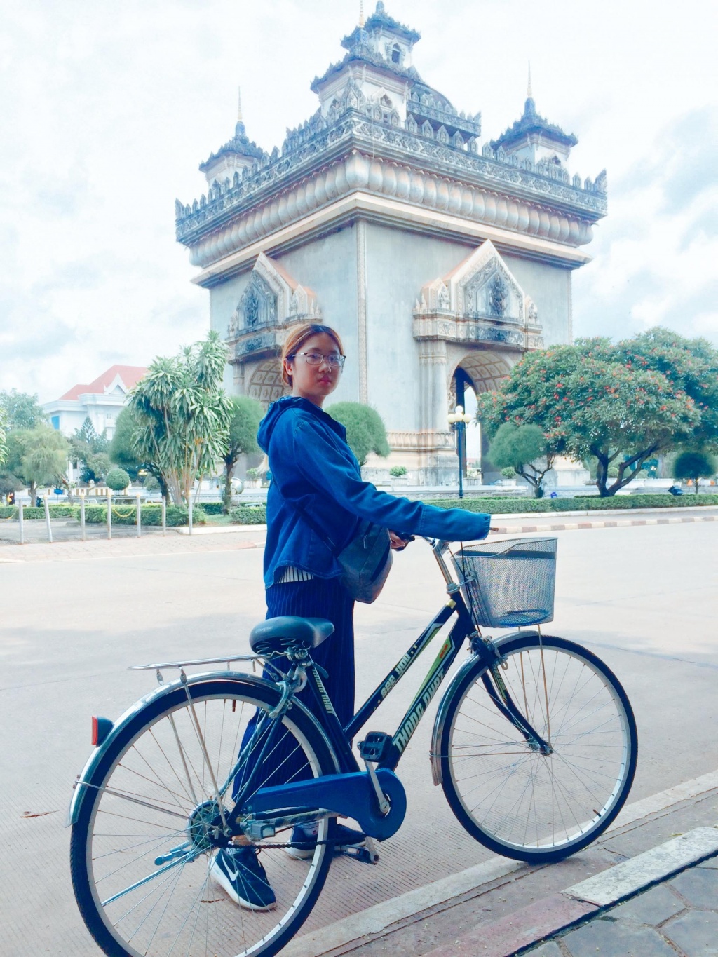 9X thất nghiệp vẫn quyết phượt Lào – Thái 8 ngày chỉ với 3,7 triệu đồng 9x that nghiep den du duong van quyet phuot lao thai 8 ngay chi voi 37 trieu dong