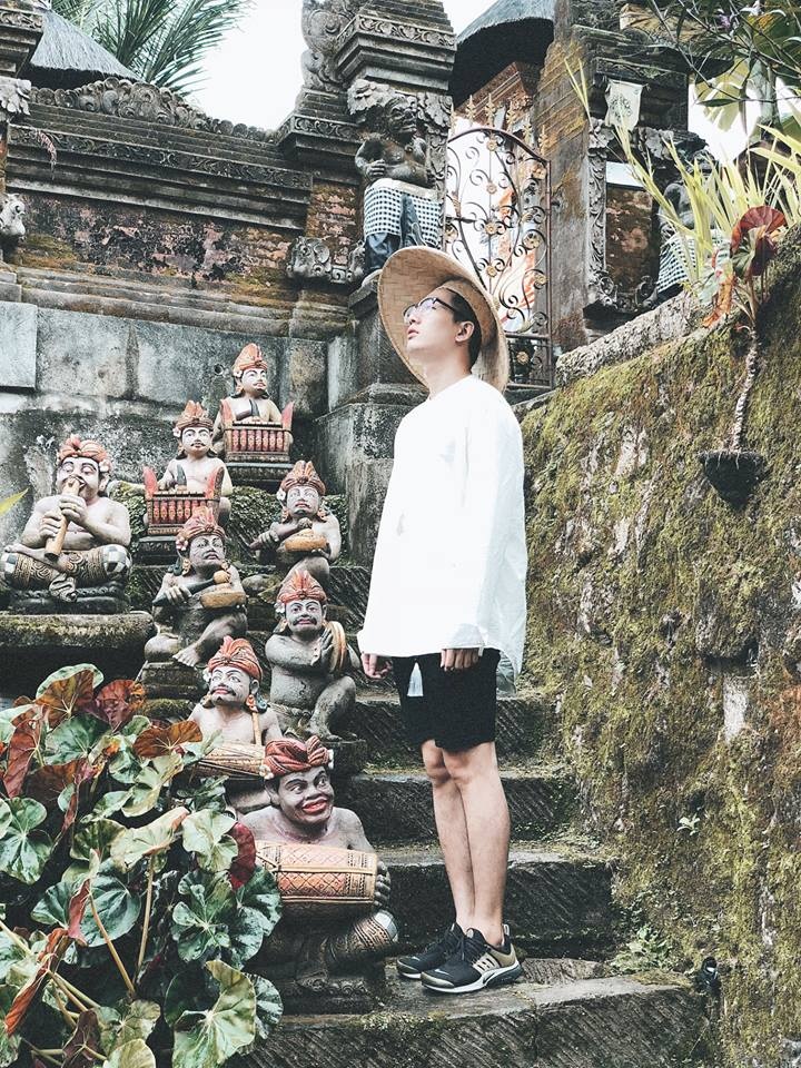 chang trai long an xach ba lo len va di bali chi vi me met mot thuoc phim
