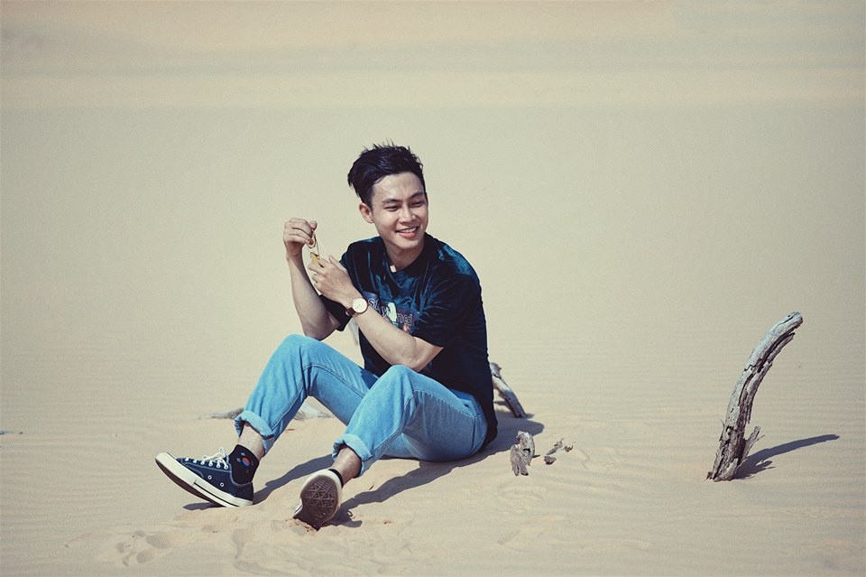 hoc ngay chang trai 9x 1001 cach pose dang nhu sieu sao khi checkin cung duong bau trang huyen thoai