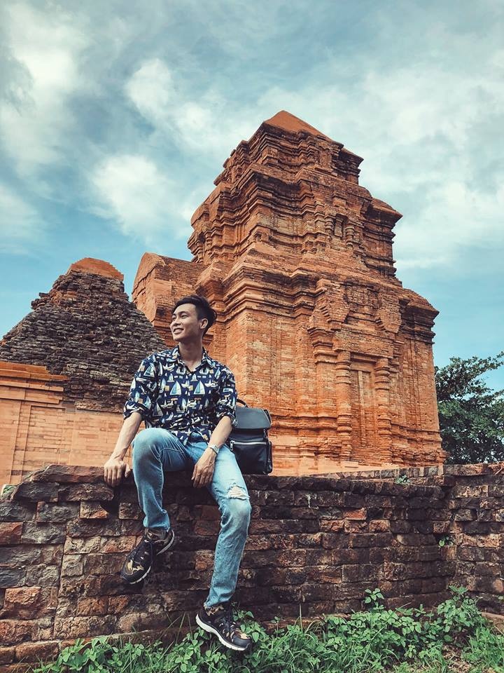 hoc ngay chang trai 9x 1001 cach pose dang nhu sieu sao khi checkin cung duong bau trang huyen thoai