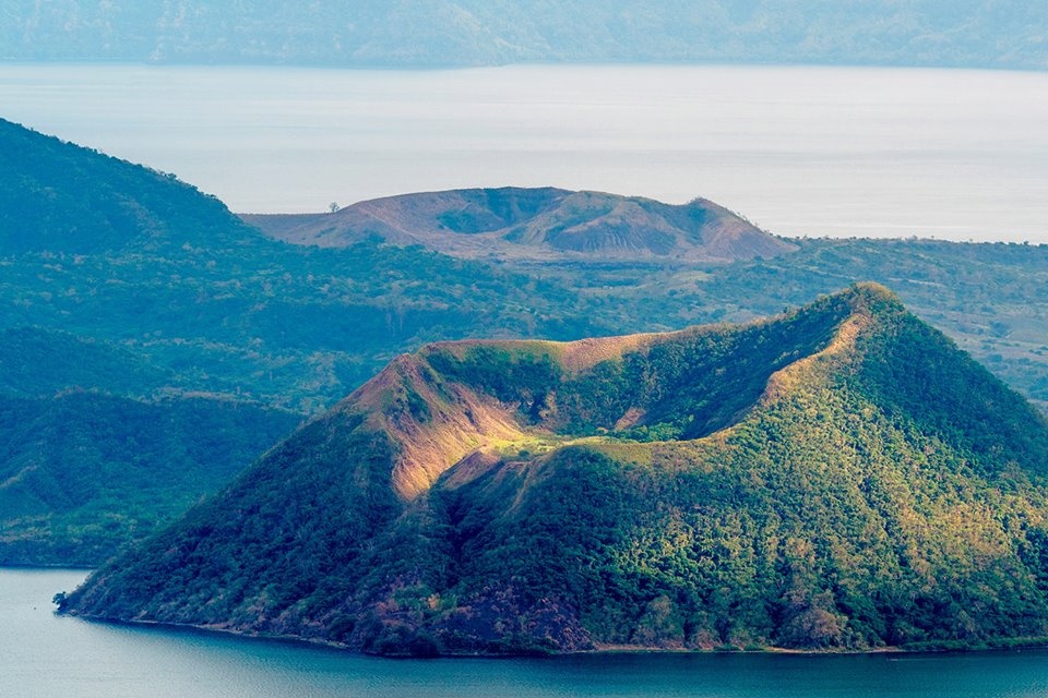 cung blogger du lich mai huong lang thang 1 ngay kham pha nui lua va thanh co o manila