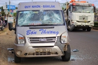 tp hcm cu ong 66 tuoi lai thu oto tong hang loat xe may