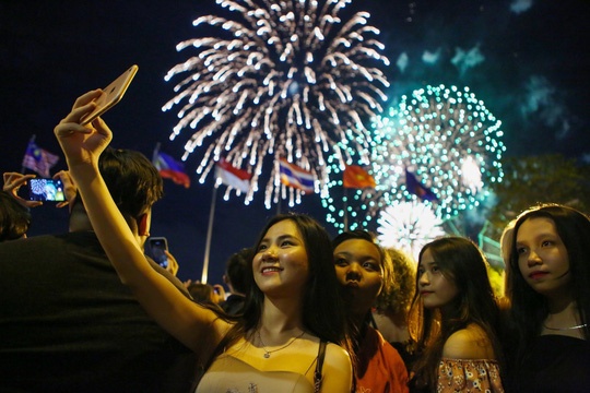 tong hop dia diem ban phao hoa dip tet am lich 2019