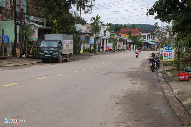 chinh quyen giai thich vu khen thuong 15000 dong cho nguoi hien dat