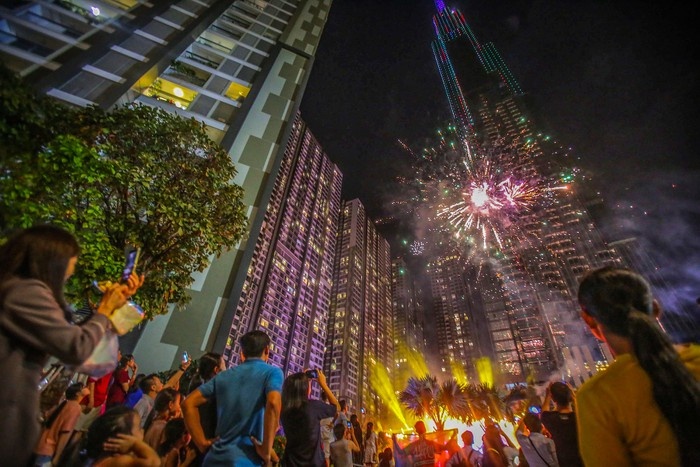 tp hcm ban phao hoa dip tet am lich 2019 tai toa nha landmark 81