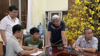 vu cuop tram thu phi dau giay he lo li lich 2 nghi can
