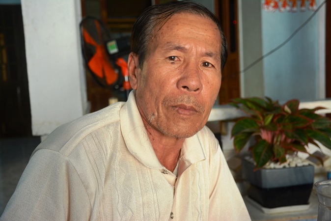 viet kieu bi tat a xit nguoi cha giai thich viec con trai ca voi ve canada