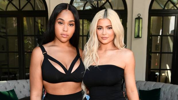 tranh thu nghi an ban than tom tem anh re kylie jenner kiem bac ti nho giam gia mat hang mang ten ban