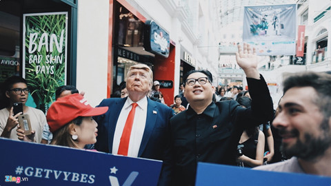 kim jong un gia tai ha noi la ai