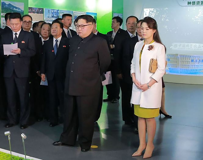 phu nhan ong kim jong un duoc coi la bieu tuong thoi trang