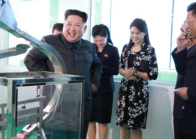 phu nhan ong kim jong un duoc coi la bieu tuong thoi trang