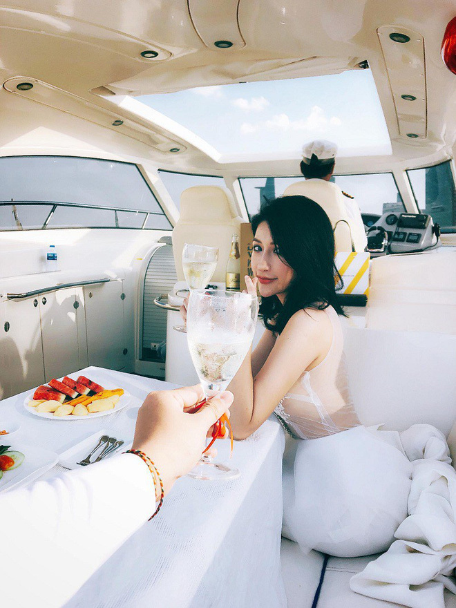 van navy hot girl nam ay ai cung muon theo duoi gio ra sao