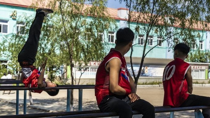 Những bức ảnh đẹp và hiếm về cuộc sống của thế hệ trẻ ở Triều Tiên nhung buc anh dep va hiem ve cuoc song the he tre cua trieu tien