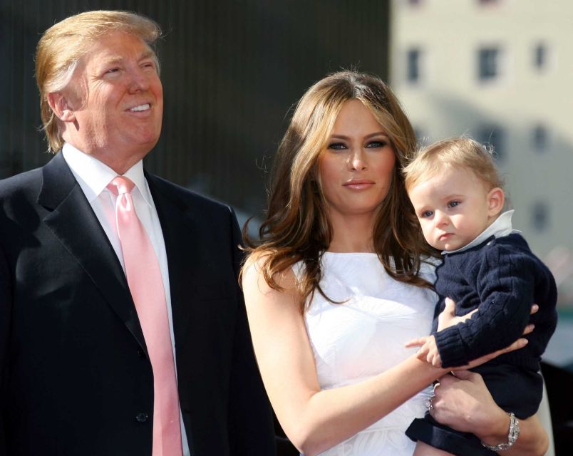 ngam nhin ve dien trai cua cau ut barron trump qua nhung hinh anh tu be den lon