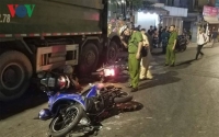 ha noi 4 xe hop dam nhau lien hoan trong ham thanh xuan