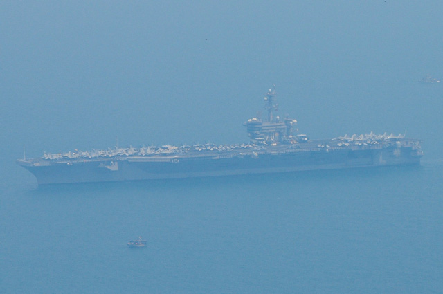 Tàu sân bay Mỹ đã vào vịnh Đà Nẵng tau san bay my da vao vinh da nang