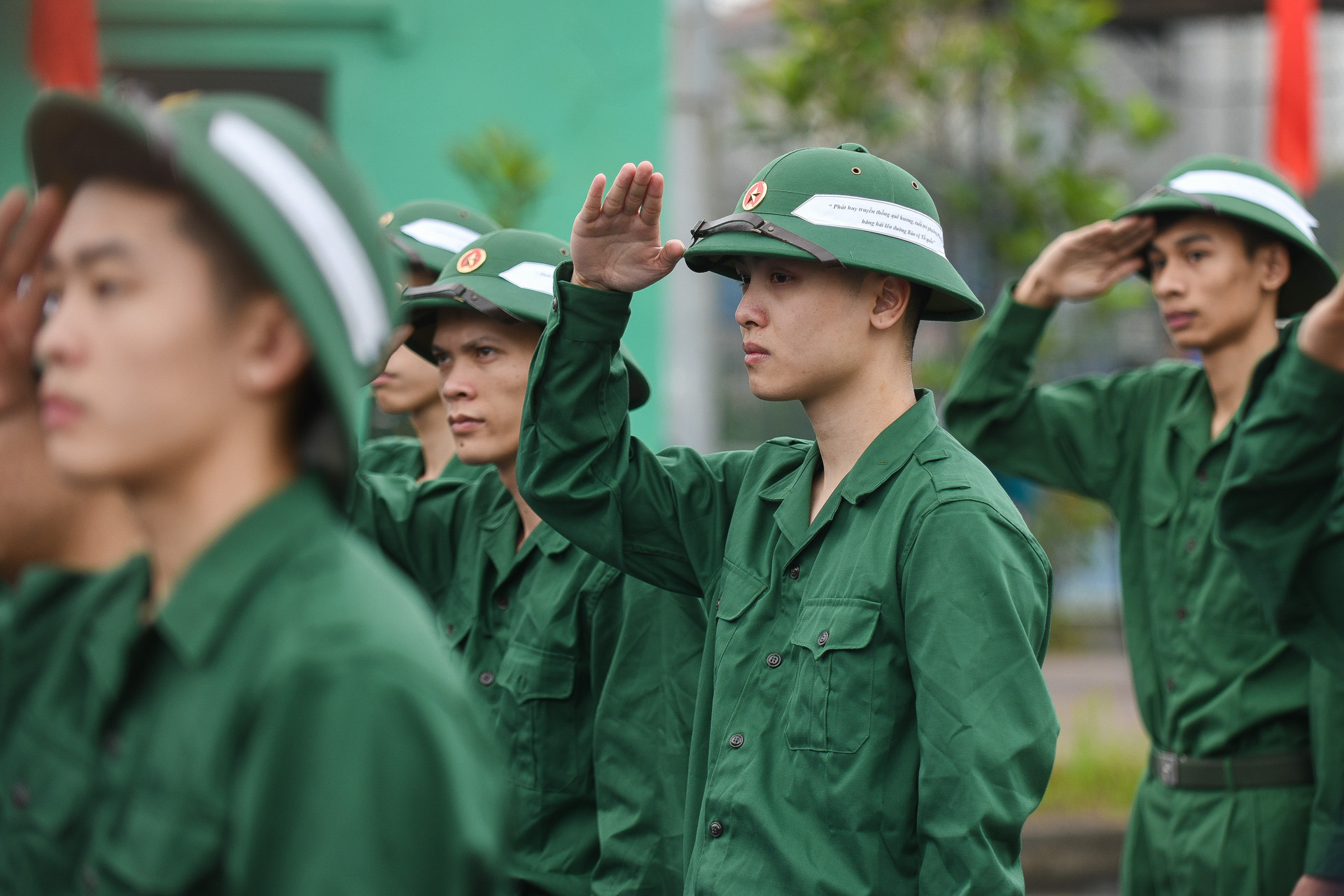 ngay di linh cua chang trai lam ke toan cho cong ty nuoc ngoai