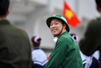 ha tinh nhung giot nuoc mat luu luyen tien tan binh len duong nhap ngu