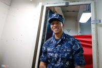 hom nay dai bang vang uss carl vinson cua ham doi 7 my roi da nang
