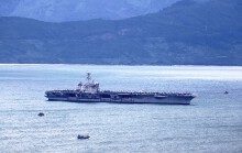 Hôm nay 'đại bàng vàng' USS Carl Vinson của Hạm đội 7 Mỹ rời Đà Nẵng