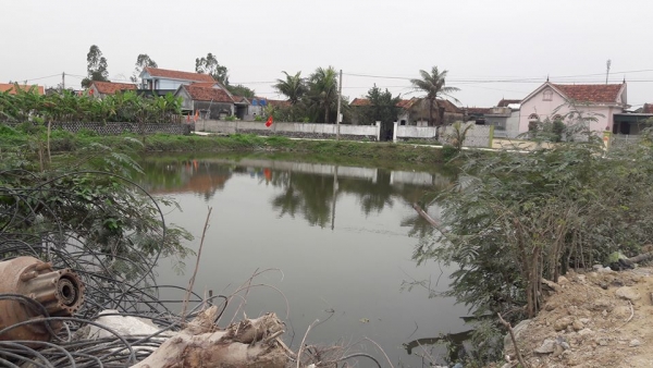 phat hien thi the nu sinh lop 11 cung voi buc thu tuyet menh