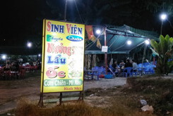 Làng nhậu sinh viên: Mẹ nghèo lặng người nhìn con 