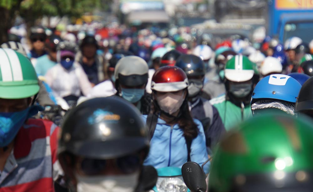 nguoi sai gon khon kho vuot ai ket xe cua ngo tay bac tp