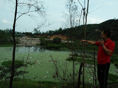 ha tinh dan canh bai rac phai mac man an com