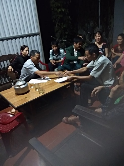 ha tinh dan canh bai rac phai mac man an com