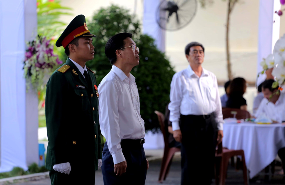nguyen chu tich nuoc truong tan sang ong sau khai co dong gop nhieu linh vuc con nguoi gan gui than tinh