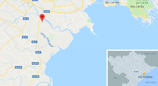 dung may cau ha trau dien huc nhieu nguoi tren duong