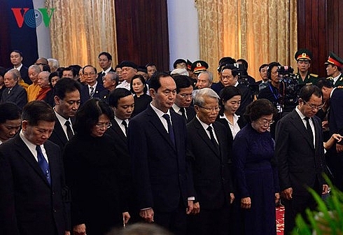 truc tiep le truy dieu va an tang nguyen thu tuong phan van khai
