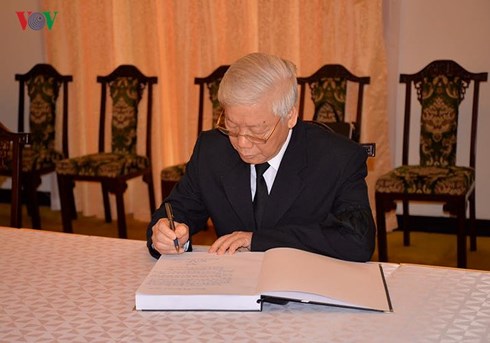truc tiep le truy dieu va an tang nguyen thu tuong phan van khai