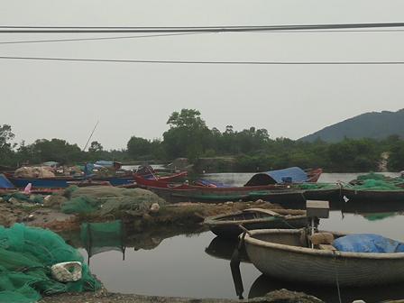 hue gan 7 ty nao vet cua bien thuyen ngu dan van an binh bat dong