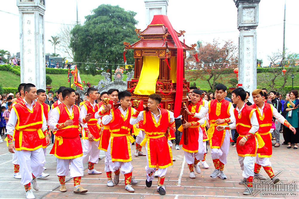 man quay kieu vat kiet suc trinh nu ha thanh