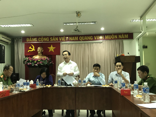 ubnd quan 1 hop khan vu khach tay bi danh o bui vien