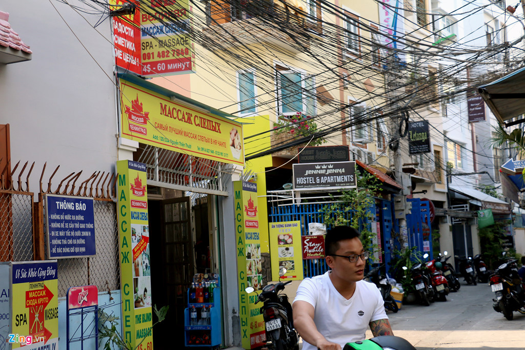 den nha trang ma ngo nhu dang o pho tau nuoc nga