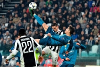 ronaldo kiem bon tien nho may bay rieng