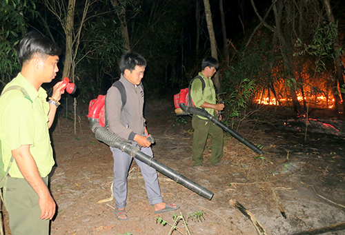 gan tram nguoi trang dem chua chay khu bao ton thien nhien ta cu