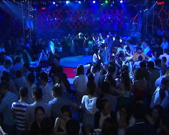 tp hcm cu dung den quan bar vu truong la co ma tuy