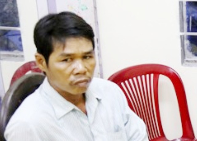 bat doi tuong tron na 24 nam voi than phan con re cua vo