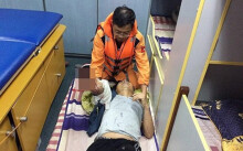 Cứu thuyền viên bị máy tời cán đứt lìa bàn tay khi đang đánh bắt trên biển