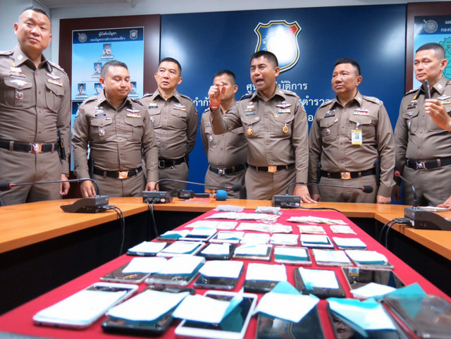 hai nguoi viet sang tan thai lan hanh nghe hai ngon