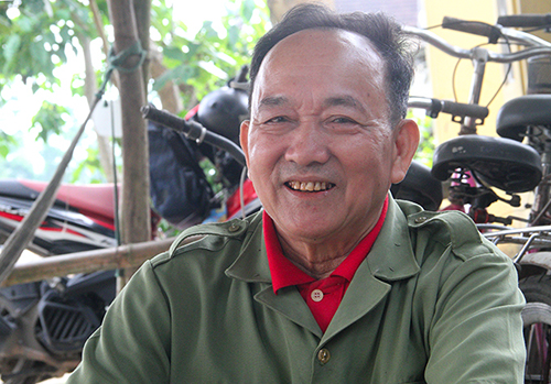 cuu binh mua phe lieu lam xe dap tang hoc sinh ngheo