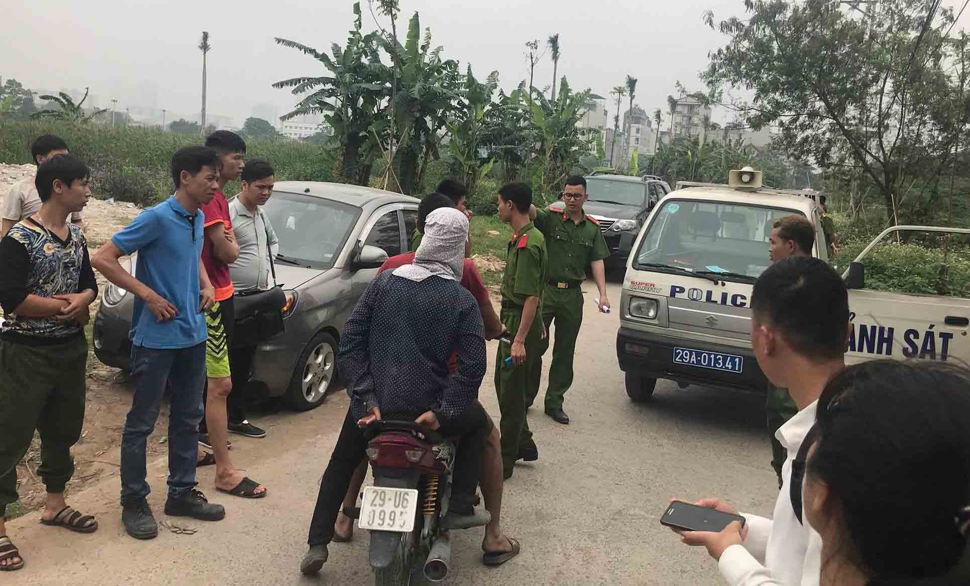 ha noi phat hien thi the nhieu phan bi chay xem trong bui chuoi