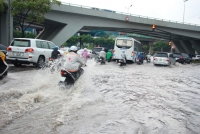 tiet lo bat ngo sieu may bom te liet o ron ngap sai gon